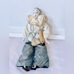 Pierrot Clown Cleo Faenza Porcelain Doll Attilio Limitd Edition vintage with tag